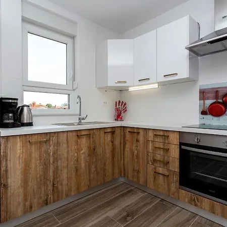 Doris Apartman