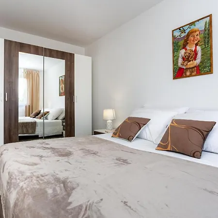 Apartamento Doris Malinska